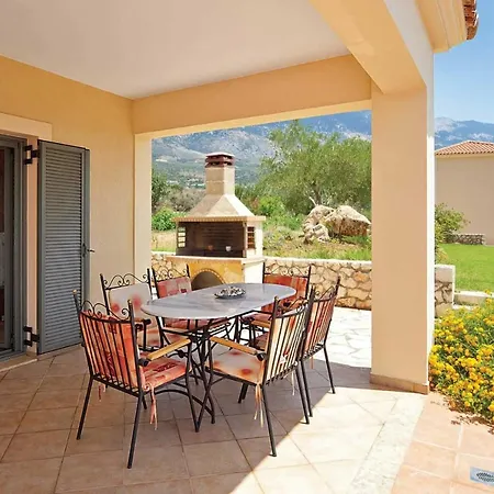 Mylos Villa
