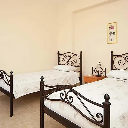 Villa Mylos *